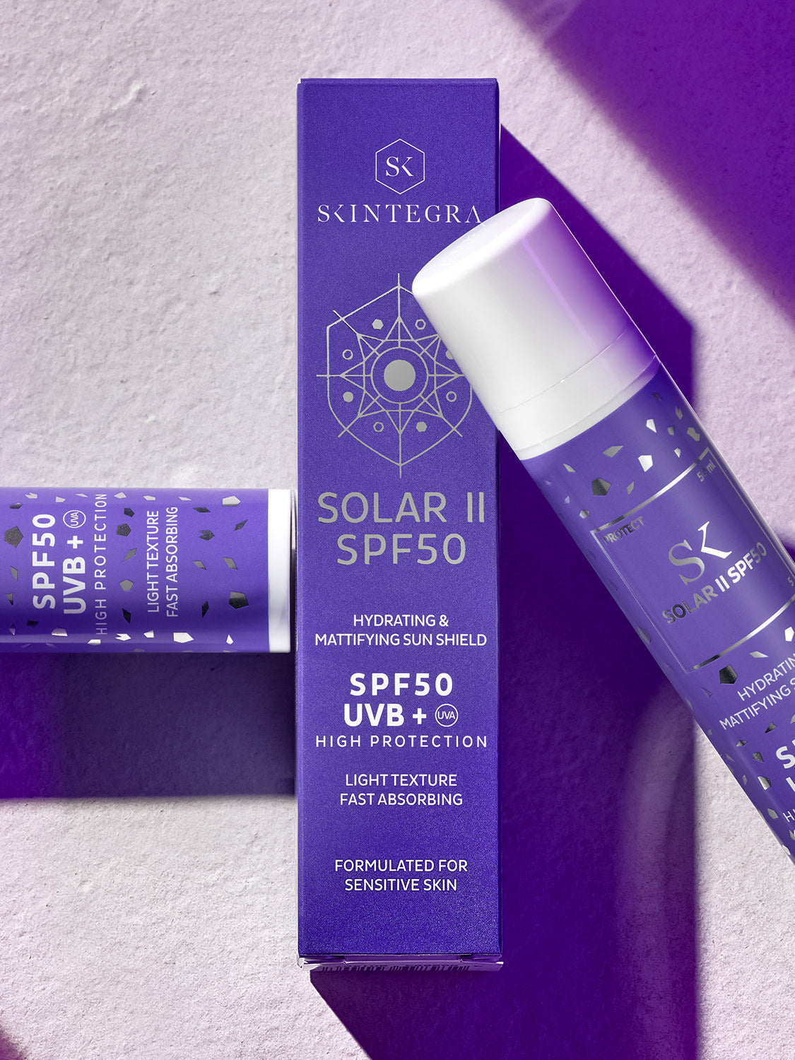 Skintegra Solar II SPF50 hidratizirajući fluid za kožu lica sa UVA i UVB zaštitom sa bočicom i kutijicom