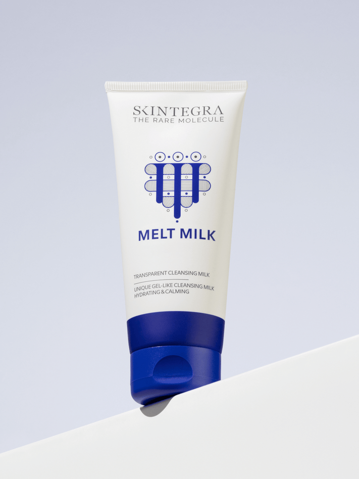 Skintegra Melt Milk prozirno gel mlijeko za čišćenje lica i odstranjivanje šminke u tubi od 200 ml